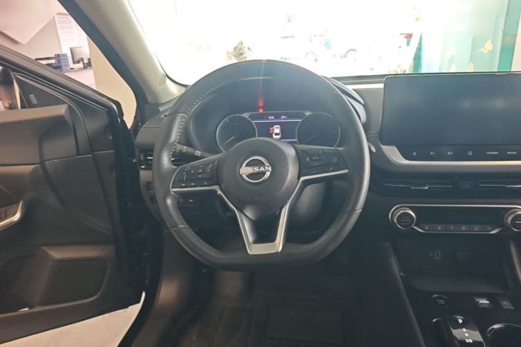 Used Nissan Sylphy 2022 e-POWER MAX with Advanced Electric Drive Autopilot Steering Wheel