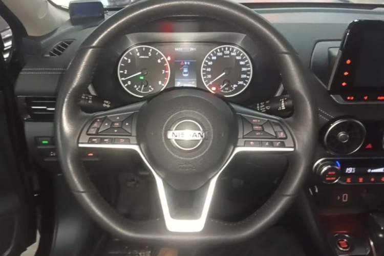 Used Nissan Sylphy 2022 1.6L XL CVT Smart Enjoyment Version Steering Wheel