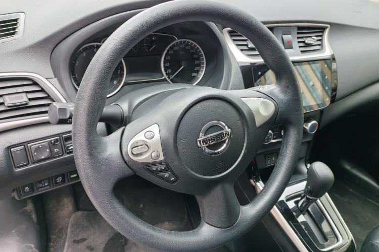Used Nissan Sylphy 2022 Classic 1.6XL CVT Luxury Edition Steering Wheel