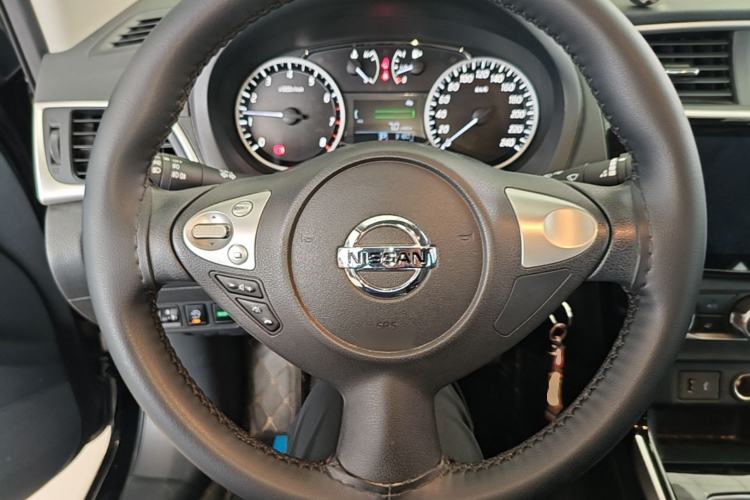 Used Nissan Sylphy 2022 Classic 1.6XL CVT Luxury Edition Steering Wheel