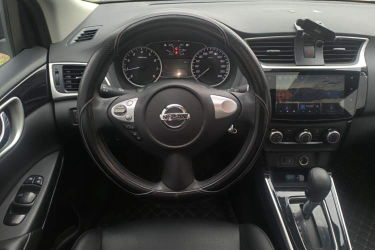 Used Nissan Sylphy 2022 Classic 1.6XL CVT Luxury Edition Steering Wheel