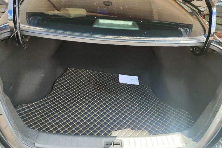 Used Nissan Sylphy 2022 Classic 1.6XE CVT Comfort Edition Trunk