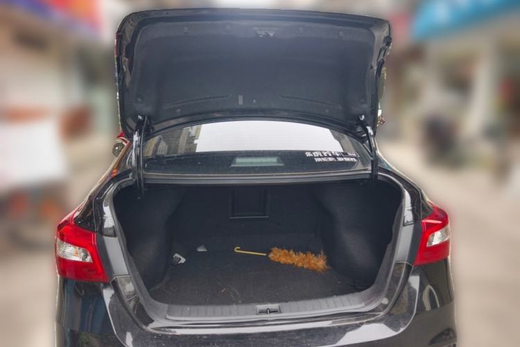 Used Nissan Sylphy 2022 Classic 1.6XL CVT Luxury Edition Trunk
