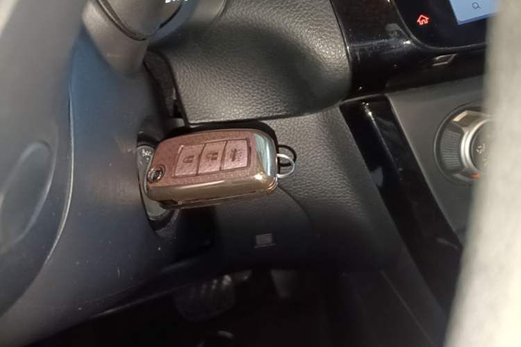 Used Nissan Sylphy 2022 Classic 1.6XL CVT Luxury Edition Vehicle Key