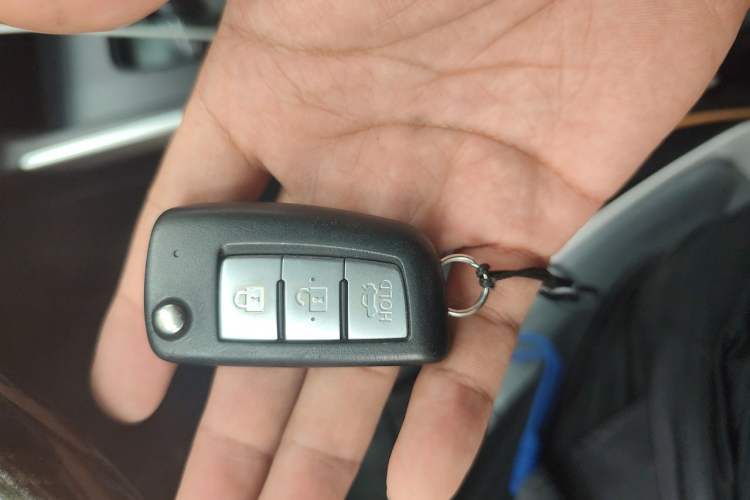 Used Nissan Sylphy 2022 Classic 1.6XE CVT Comfort Edition Vehicle Key