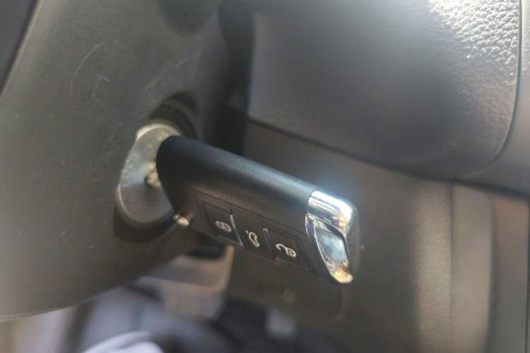 Used Nissan Sylphy 2022 Classic 1.6XE CVT Comfort Edition Vehicle Key