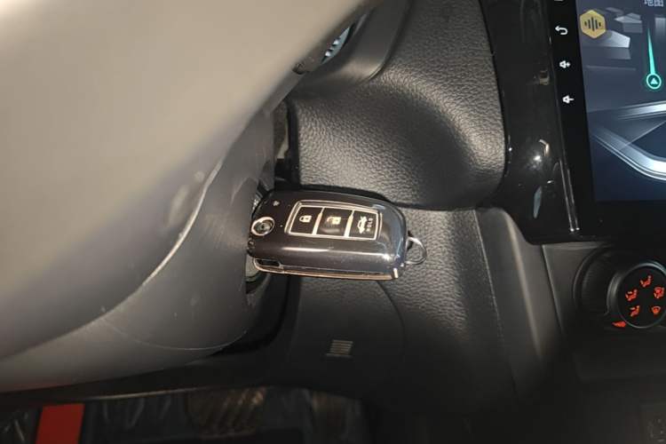 Used Nissan Sylphy 2022 Classic 1.6XE CVT Comfort Edition Vehicle Key