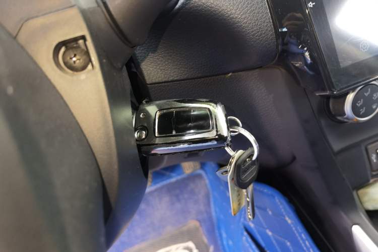 Used Nissan Sylphy 2022 Classic 1.6XE CVT Comfort Edition Vehicle Key