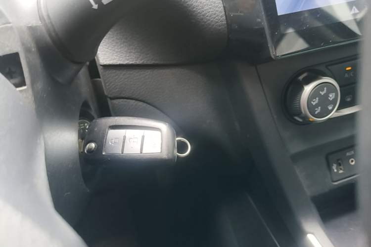 Used Nissan Sylphy 2022 Classic 1.6XE CVT Comfort Edition Vehicle Key