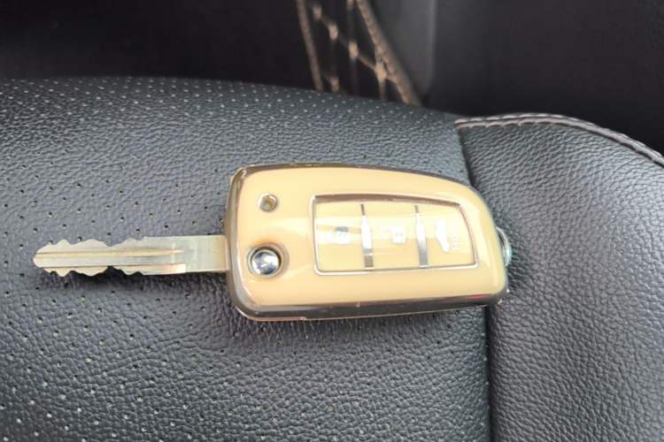 Used Nissan Sylphy 2022 Classic 1.6XL CVT Luxury Edition Vehicle Key