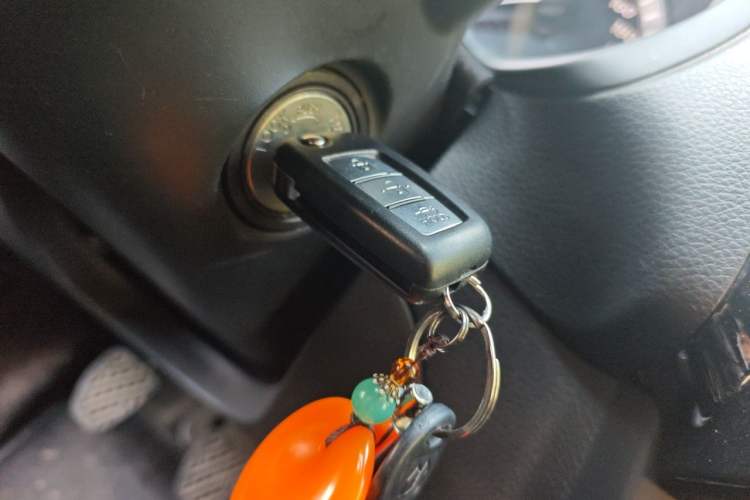 Used Nissan Sylphy 2022 Classic 1.6XE Manual Comfort Edition Vehicle Key