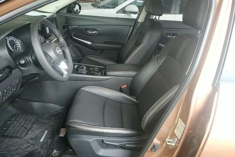 Used Nissan Sylphy 2022 e-POWER MAX with Advanced Electric Drive Autopilot Left Front Seat