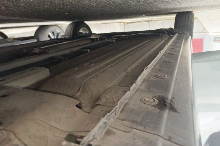 Used Nissan Sylphy 2022 Classic 1.6XL CVT Luxury Edition Right Side Sill