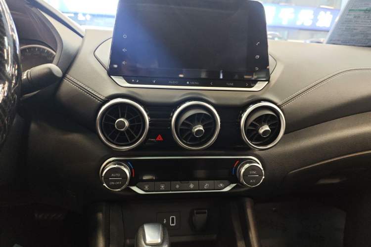 Used Nissan Sylphy 2022 1.6L XL CVT Enjoyment Edition Audio And AC Panel