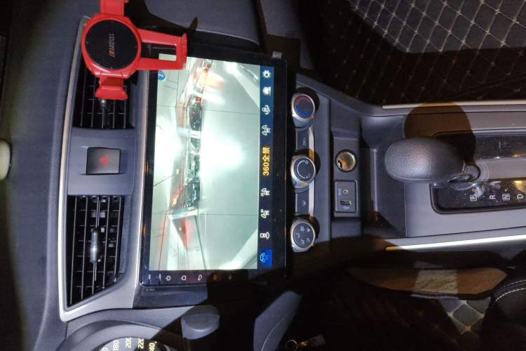 Used Nissan Sylphy 2022 Classic 1.6XE CVT Comfort Edition Audio And AC Panel