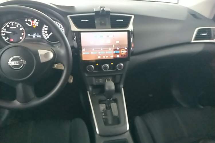 Used Nissan Sylphy 2022 Classic 1.6XE CVT Comfort Edition Audio And AC Panel