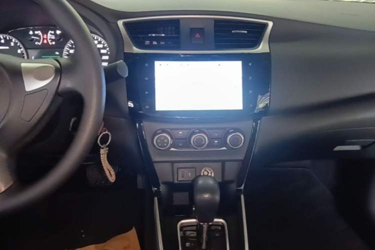 Used Nissan Sylphy 2022 Classic 1.6XL CVT Luxury Edition Audio And AC Panel