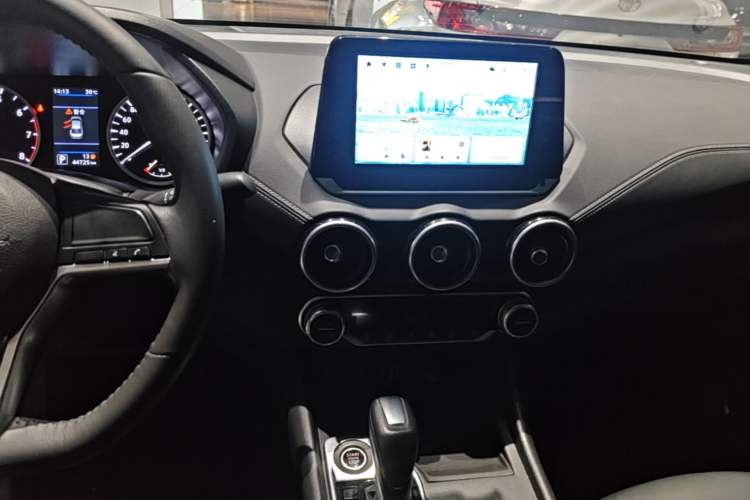 Used Nissan Sylphy 2022 1.6L XL CVT Enjoyment Edition Audio And AC Panel