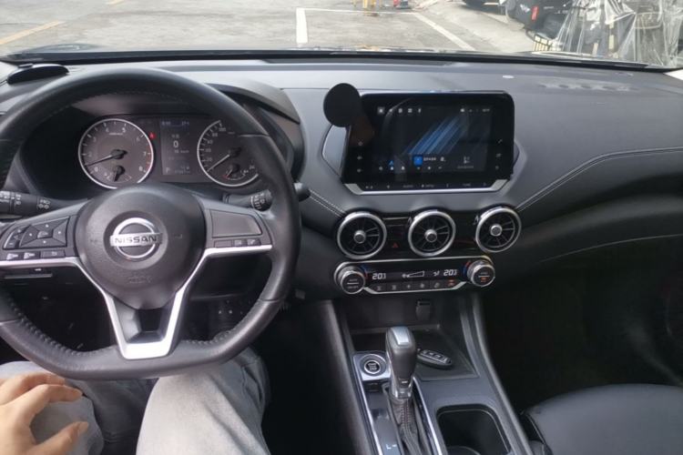Used Nissan Sylphy 2022 1.6L XL CVT Enjoyment Edition Center Console