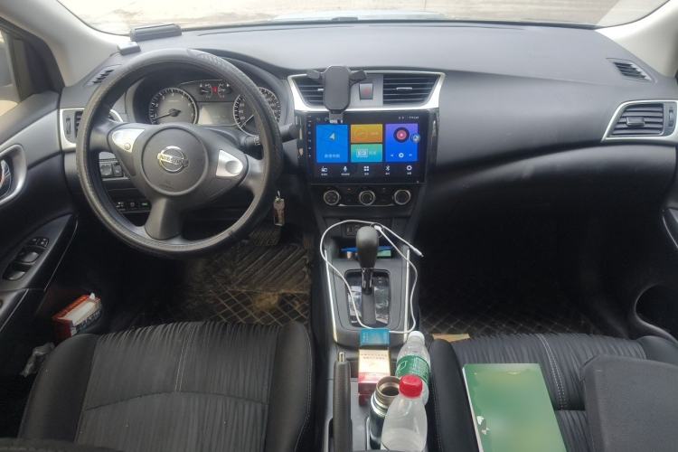Used Nissan Sylphy 2022 Classic 1.6XE CVT Comfort Edition Center Console