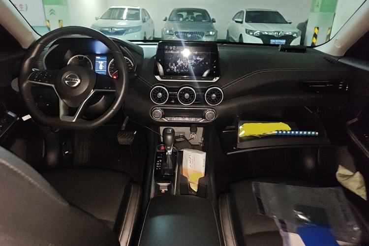 Used Nissan Sylphy 2022 1.6L XL CVT Enjoyment Edition Center Console