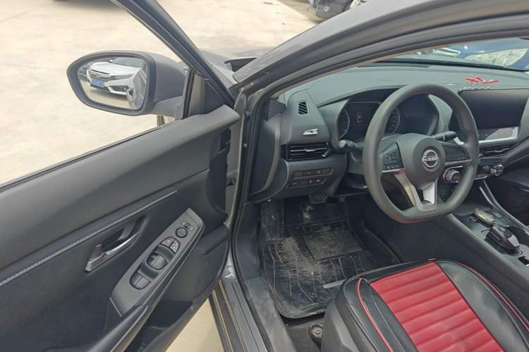 Used Nissan Sylphy 2022 All-Electric e-POWER Version with Large Display Driver Seat