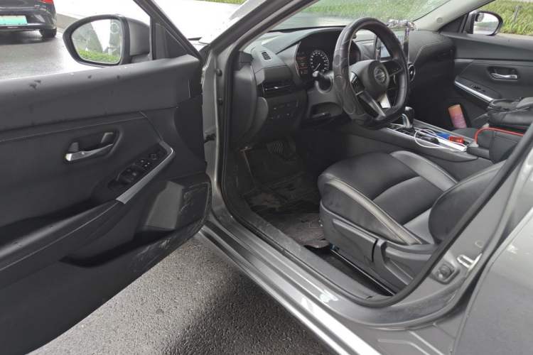 Used Nissan Sylphy 2022 1.6L XL CVT Enjoyment Edition Driver Seat