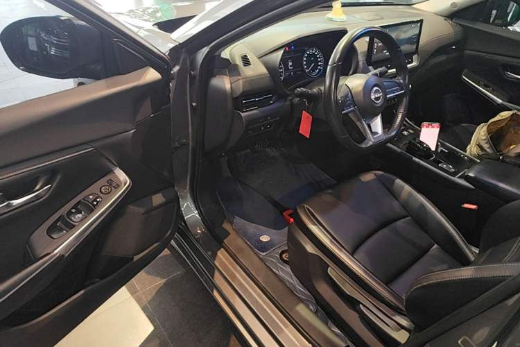 Used Nissan Sylphy 2022 Electric-Drive e-POWER Super Connect PLUS Driver Seat