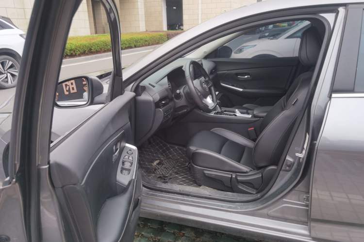 Used Nissan Sylphy 2022 1.6L XL CVT Enjoyment Edition Driver Seat