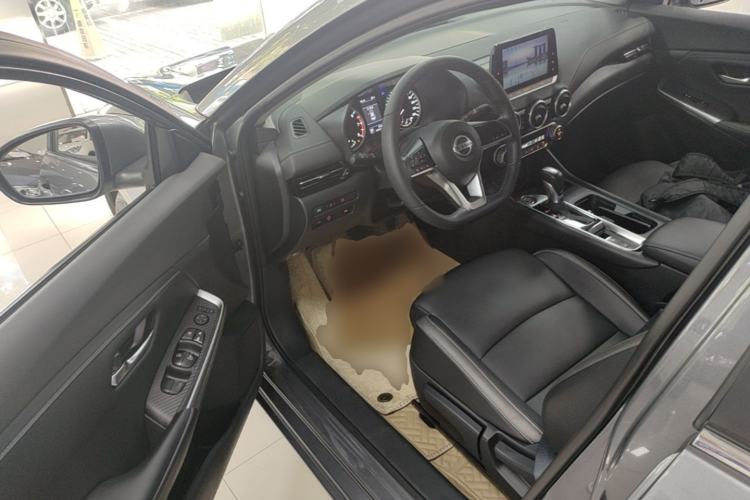 Used Nissan Sylphy 2022 1.6L XL CVT Enjoyment Edition Driver Seat
