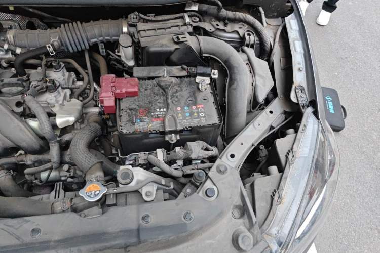 Used Nissan Sylphy 2022 Classic 1.6XE CVT Comfort Edition Engine Bay Left
