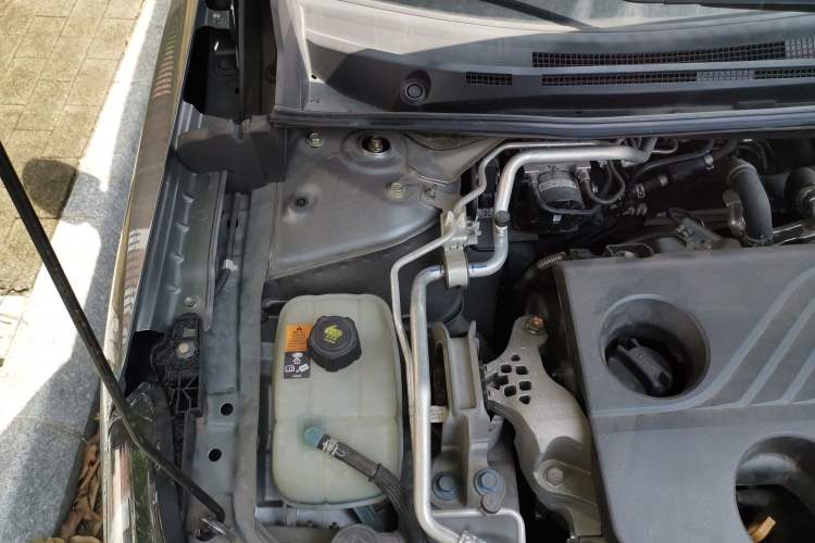Used Nissan Sylphy 2022 1.6L XL CVT Enjoyment Edition Engine Bay Right