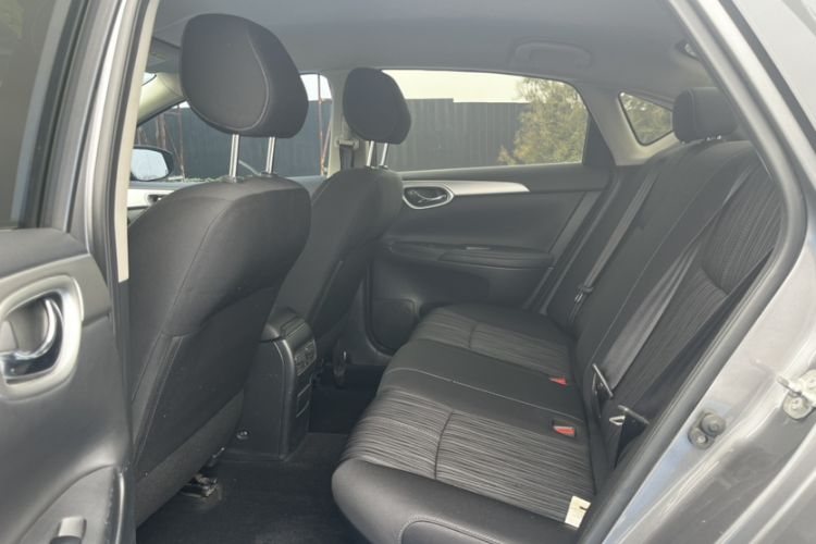 Used Nissan Sylphy 2022 Classic 1.6XE CVT Comfort Edition Exterior 4