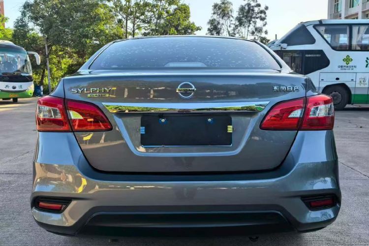 Used Nissan Sylphy 2022 Classic 1.6XE CVT Comfort Edition Exterior 4