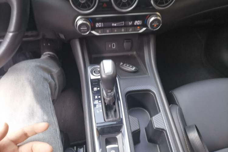 Used Nissan Sylphy 2022 1.6L XL CVT Enjoyment Edition Gear Lever