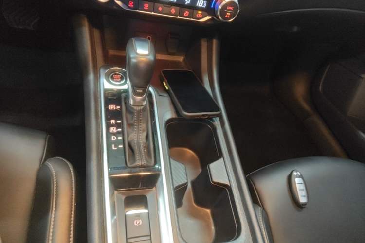Used Nissan Sylphy 2022 1.6L XL CVT Enjoyment Edition Gear Lever