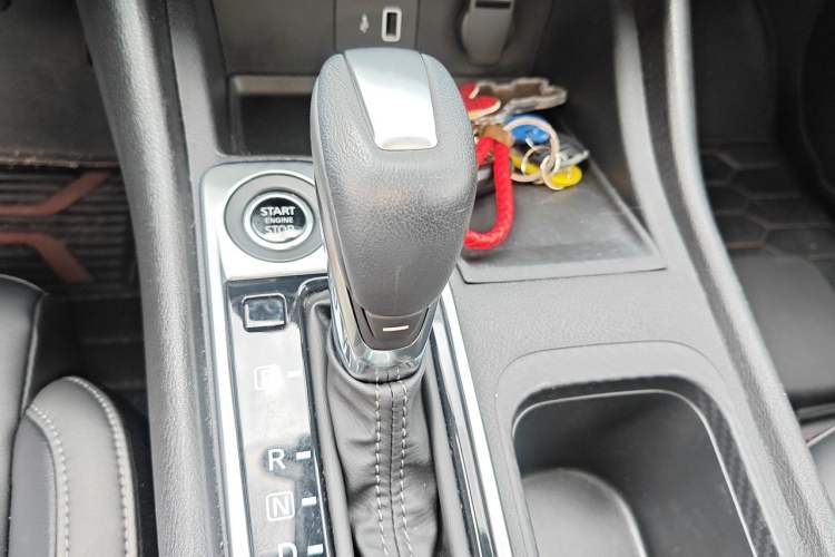 Used Nissan Sylphy 2022 1.6L XL CVT Smart Enjoyment Version Gear Lever