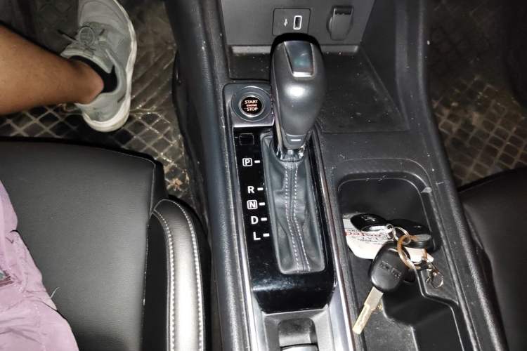 Used Nissan Sylphy 2022 1.6L XL CVT Enjoyment Edition Gear Lever
