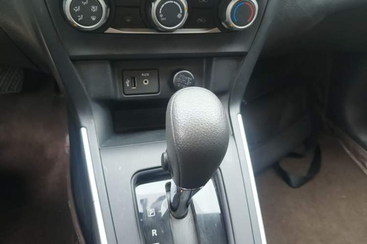 Used Nissan Sylphy 2022 Classic 1.6XE CVT Comfort Edition Gear Lever