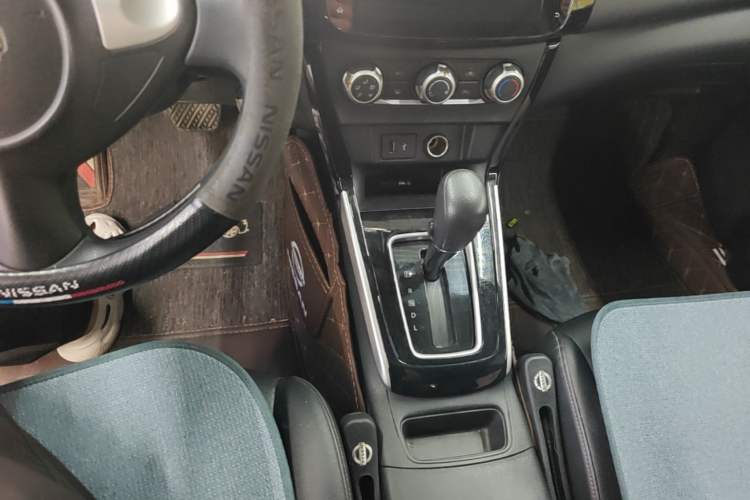 Used Nissan Sylphy 2022 Classic 1.6XL CVT Luxury Edition Gear Lever