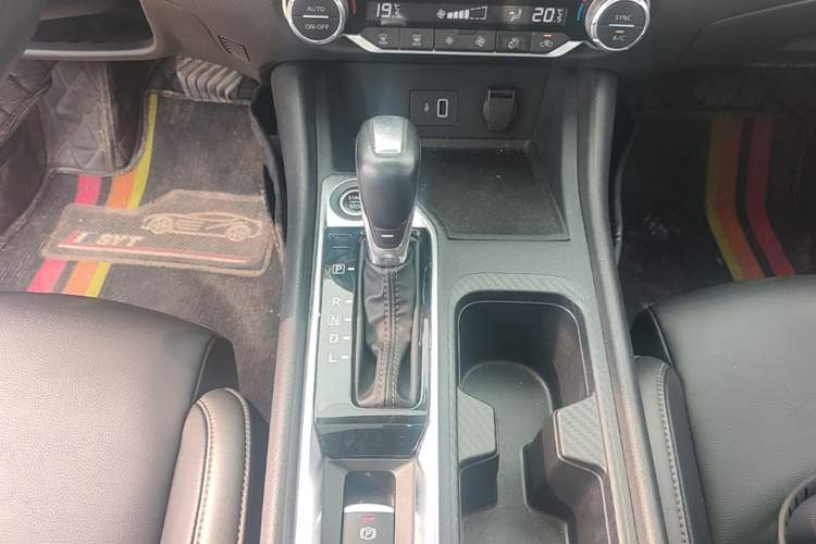 Used Nissan Sylphy 2022 1.6L XL CVT Enjoyment Edition Gear Lever