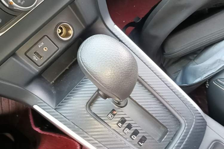 Used Nissan Sylphy 2022 Classic 1.6XE CVT Comfort Edition Gear Lever