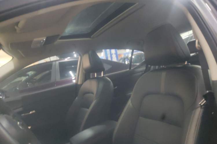 Used Nissan Sylphy 2022 1.6L XL CVT Enjoyment Edition Headliner