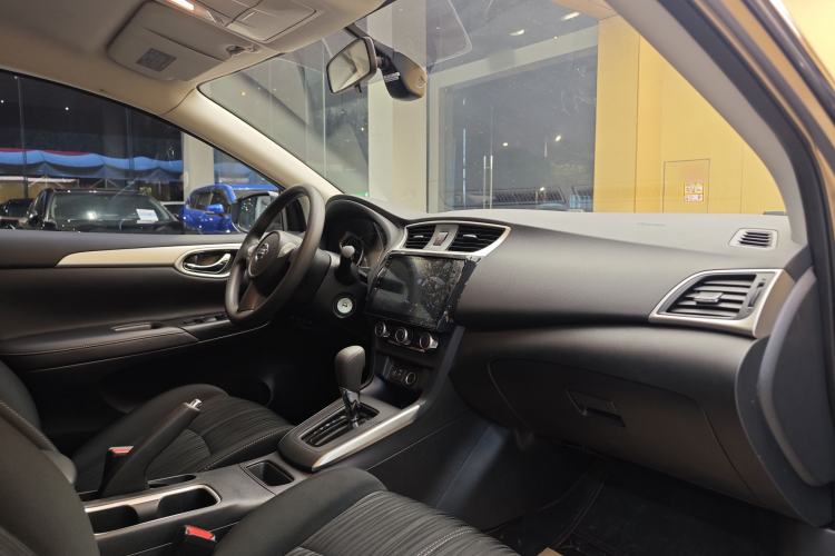 Used Nissan Sylphy 2022 Classic 1.6XE CVT Comfort Edition Interior 1