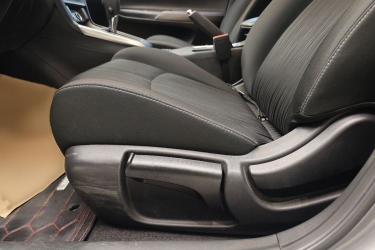 Used Nissan Sylphy 2022 Classic 1.6XE CVT Comfort Edition Interior 10