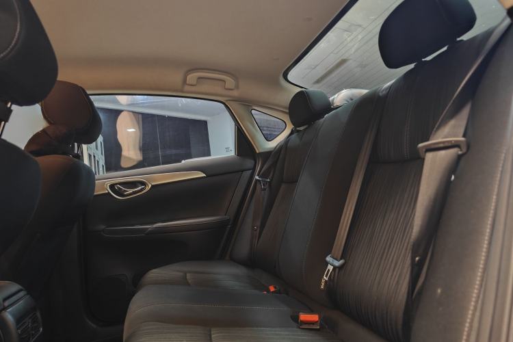 Used Nissan Sylphy 2022 Classic 1.6XE CVT Comfort Edition Interior 3