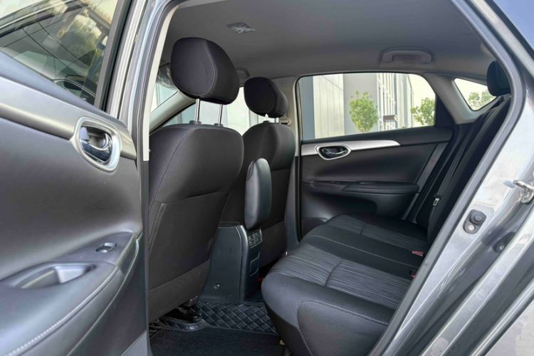 Used Nissan Sylphy 2022 Classic 1.6XE CVT Comfort Edition Interior 3