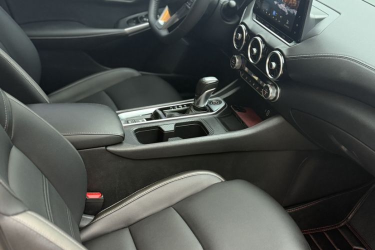 Used Nissan Sylphy 2022 1.6L XL CVT Smart Enjoyment Version Interior 4