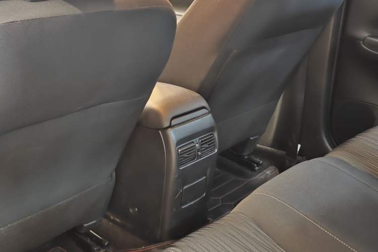 Used Nissan Sylphy 2022 Classic 1.6XE CVT Comfort Edition Interior 4