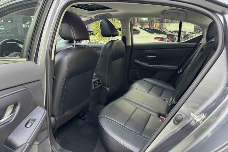 Used Nissan Sylphy 2022 1.6L XL CVT Enjoyment Edition Interior 5